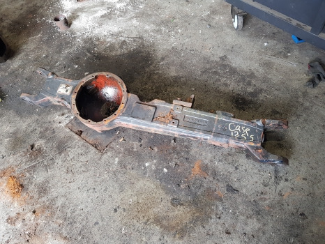 Case 1255 Xl Front Axle Housing, Beam 4448302024, 4468461008, 3229119r1 - Esitelg - Põllutööseade: pilt 1 Case 1255 Xl Front Axle Housing, Beam 4448302024, 4468461008, 3229119r1 - Esitelg - Põllutööseade: pilt 1