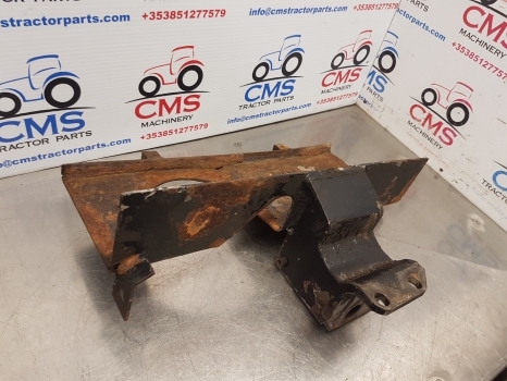 Case 1394, 1294 Fuel Tank Bracket Rhs K307955 - Kütusepaak - Traktor: pilt 2 Case 1394, 1294 Fuel Tank Bracket Rhs K307955 - Kütusepaak - Traktor: pilt 2