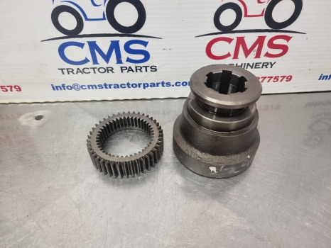 Case 1690, 1594, 1694 Rear Axle Differential Sleeve And Gear K940723, K940722 - Tagatelg: pilt 1 Case 1690, 1594, 1694 Rear Axle Differential Sleeve And Gear K940723, K940722 - Tagatelg: pilt 1