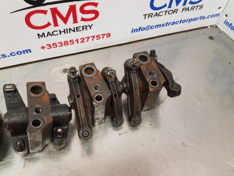 Case 5140 , 5000, Mx, Head Valve Mechanism Kit, Rocker Arm J910810 - Mootori pea: pilt 5 Case 5140 , 5000, Mx, Head Valve Mechanism Kit, Rocker Arm J910810 - Mootori pea: pilt 5