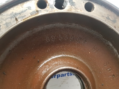 Case 844, 845, 745, 743, 856 Xl Brake Flange Drum 89539c1, 89539c2 - Piduritrumlid - Traktor: pilt 2 Case 844, 845, 745, 743, 856 Xl Brake Flange Drum 89539c1, 89539c2 - Piduritrumlid - Traktor: pilt 2