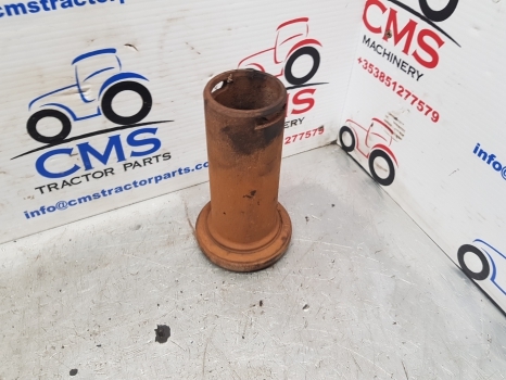 Case David Brown 1690, 1594, 1694, 1590 Clutch Release Bearing Carrier K200355 - Sidur ja varuosad - Põllutööseade: pilt 4 Case David Brown 1690, 1594, 1694, 1590 Clutch Release Bearing Carrier K200355 - Sidur ja varuosad - Põllutööseade: pilt 4
