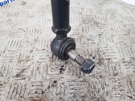 Case Maxxum 145 Puma New Holland T6, T6000, Tsa Track Rod Assy 5197798 - Roolivarras - Traktor: pilt 5 Case Maxxum 145 Puma New Holland T6, T6000, Tsa Track Rod Assy 5197798 - Roolivarras - Traktor: pilt 5