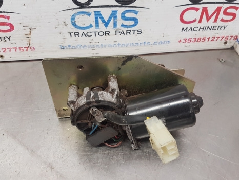 Case Mxm190, 140, 130 New Holland Tm120, 140 Front Wiper Motor 82016930 - Klaasipuhasti: pilt 1 Case Mxm190, 140, 130 New Holland Tm120, 140 Front Wiper Motor 82016930 - Klaasipuhasti: pilt 1