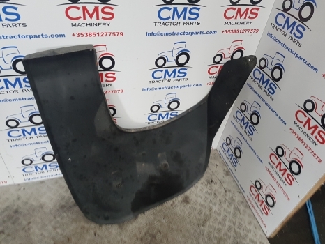 Case Mxm190, Mxm175 Cab Rear Fender Extension Rhs 82031843, 82028937 - Poritiib - Traktor: pilt 2 Case Mxm190, Mxm175 Cab Rear Fender Extension Rhs 82031843, 82028937 - Poritiib - Traktor: pilt 2