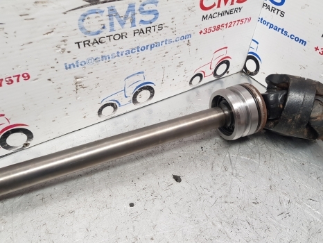 Case New Holland Front Axle Drive Shaft Rhs 84194850, 84201726, 5197763 - Veovõll - Traktor: pilt 3 Case New Holland Front Axle Drive Shaft Rhs 84194850, 84201726, 5197763 - Veovõll - Traktor: pilt 3