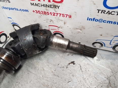 Case New Holland T6, T6000, Maxxum T6070 Front Axle Drive Shaft Lhs 84194811 - Veovõll - Traktor: pilt 2 Case New Holland T6, T6000, Maxxum T6070 Front Axle Drive Shaft Lhs 84194811 - Veovõll - Traktor: pilt 2