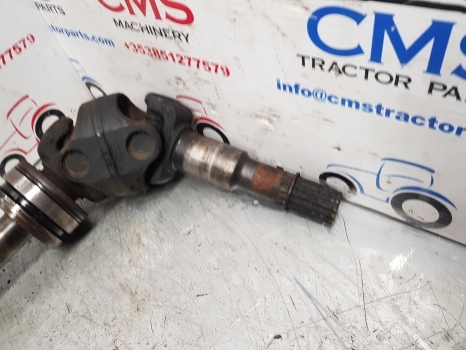 Case New Holland T6070, T6, T6000, Maxxum Front Axle Drive Shaft Rhs 84194820 - Veovõll - Traktor: pilt 4 Case New Holland T6070, T6, T6000, Maxxum Front Axle Drive Shaft Rhs 84194820 - Veovõll - Traktor: pilt 4
