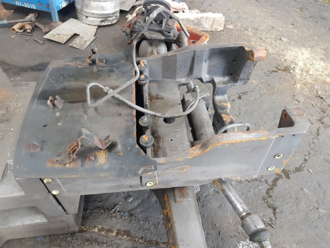 Claas Ares 656rc, Ares 500, 600, 800, Front Axle Support 7700042108, 7700098196 - Esitelg: pilt 2 Claas Ares 656rc, Ares 500, 600, 800, Front Axle Support 7700042108, 7700098196 - Esitelg: pilt 2