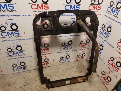 Claas Arion 500, 600 640 Radiator Suppor Bracket Screen 0021664355, 0021664356 - Jahutussüsteem - Traktor: pilt 2 Claas Arion 500, 600 640 Radiator Suppor Bracket Screen 0021664355, 0021664356 - Jahutussüsteem - Traktor: pilt 2