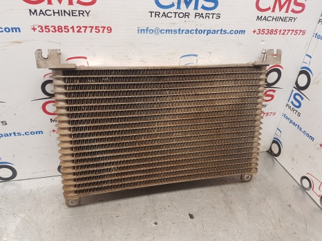 Claas Arion 500, 600 Series 640 Fuel Cooler Radiator 0021644820, 2164482 - Esitelg: pilt 2 Claas Arion 500, 600 Series 640 Fuel Cooler Radiator 0021644820, 2164482 - Esitelg: pilt 2