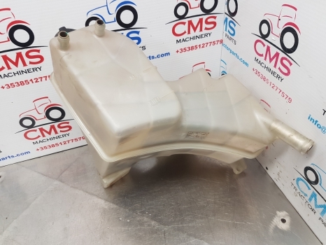 Claas Arion 530, 500, Hexashift, Expansion Tank, Reservoir 0021621090 - Radiaator: pilt 3 Claas Arion 530, 500, Hexashift, Expansion Tank, Reservoir 0021621090 - Radiaator: pilt 3