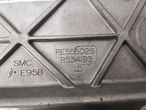Mootori pea - Traktor Claas Arion 640 Cylinder Head Cover Re555026, R534193, R534105, 0011464770: pilt 8