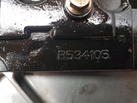 Mootori pea - Traktor Claas Arion 640 Cylinder Head Cover Re555026, R534193, R534105, 0011464770: pilt 10