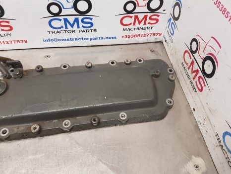 Claas Arion 640 Cylinder Head Cover Re555026, R534193, R534105, 0011464770 - Mootori pea - Traktor: pilt 4 Claas Arion 640 Cylinder Head Cover Re555026, R534193, R534105, 0011464770 - Mootori pea - Traktor: pilt 4