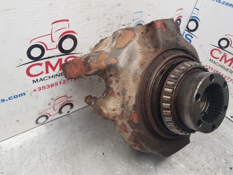 Claas Axos Series 340 Carraro 2019 Front Axle Swivel Housing Rhs 372019; 644804 - Esitelg - Traktor: pilt 2 Claas Axos Series 340 Carraro 2019 Front Axle Swivel Housing Rhs 372019; 644804 - Esitelg - Traktor: pilt 2