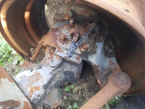 Claas Scorpion 732, 736, 741 Front Axle Hub Rhs Complete 0019230840, - Esitelg: pilt 2 Claas Scorpion 732, 736, 741 Front Axle Hub Rhs Complete 0019230840, - Esitelg: pilt 2