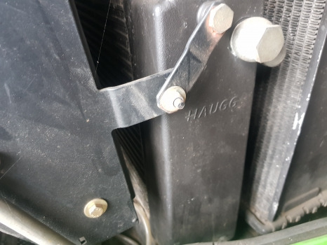 Deutz Agrotron M620, M610, M615,m640,ttv620, 610, Oil Cooler 0.015.6911.2/10 - Radiaator: pilt 5 Deutz Agrotron M620, M610, M615,m640,ttv620, 610, Oil Cooler 0.015.6911.2/10 - Radiaator: pilt 5