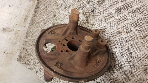 Deutz Dx 3.90, 3.70, 6807, 7007, 7207, 7807 Rear Axle Brake Support - Piduriosad - Traktor: pilt 4 Deutz Dx 3.90, 3.70, 6807, 7007, 7207, 7807 Rear Axle Brake Support - Piduriosad - Traktor: pilt 4