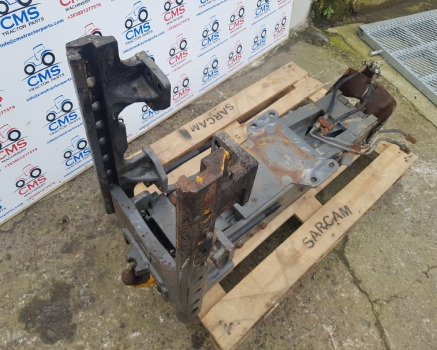 Fendt 724 S4 Pick Up Hitch Complete 007a175870100, 714u, Bill Bennett - Raam/ Konstruktsioon: pilt 1 Fendt 724 S4 Pick Up Hitch Complete 007a175870100, 714u, Bill Bennett - Raam/ Konstruktsioon: pilt 1