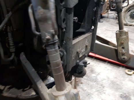 Fendt 928 Bennett Pick Up Hitch Complete 0098121100000, F931502160010 - Raam/ Konstruktsioon: pilt 4 Fendt 928 Bennett Pick Up Hitch Complete 0098121100000, F931502160010 - Raam/ Konstruktsioon: pilt 4