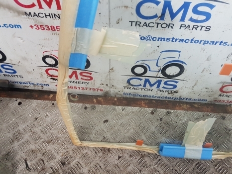 Fermec 750, 760, 860, 865, 955 Case 595 Sle Rear Cab Glass 113241 - Aken ja varuosad - Traktor: pilt 4 Fermec 750, 760, 860, 865, 955 Case 595 Sle Rear Cab Glass 113241 - Aken ja varuosad - Traktor: pilt 4