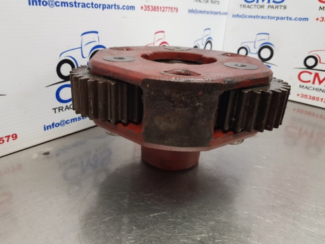 Fiat 110-90, 100-90, 110-90dt, 100-90dt Axle Carrier Assy 5100666, 5100649 - Telg ja varuosad - Traktor: pilt 3 Fiat 110-90, 100-90, 110-90dt, 100-90dt Axle Carrier Assy 5100666, 5100649 - Telg ja varuosad - Traktor: pilt 3