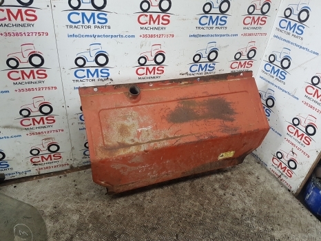 Fiat 115-90, 140-90, 130-90, 160-90, 180-90 Fuel Tank 5133526, 5110558, 5151991 - Kütusepaak - Põllutööseade: pilt 2 Fiat 115-90, 140-90, 130-90, 160-90, 180-90 Fuel Tank 5133526, 5110558, 5151991 - Kütusepaak - Põllutööseade: pilt 2