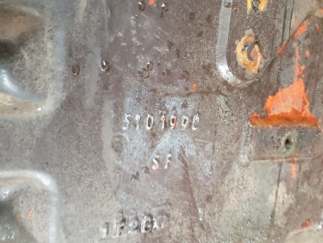 Fiat 1180 Complete Transmission 5101990, 5101992, 5112076, 5106920, 5128673 - Käigukast - Traktor: pilt 2 Fiat 1180 Complete Transmission 5101990, 5101992, 5112076, 5106920, 5128673 - Käigukast - Traktor: pilt 2