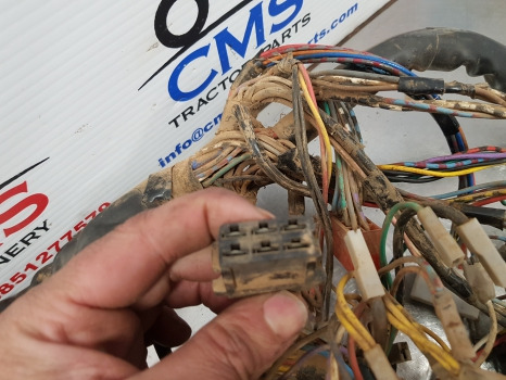 Kaablid/ Juhtmestik Fiat 160-90, 140-90, 115-90, 180-90, 160-90 Dash Wiring Loom Complete 5131408: pilt 9
