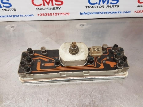 Fiat 66, 90, 93 Series 90-90, 100-90 Instrument Cluster Clock 5125046, 5105878 - Tuled/ Valgus - Traktor: pilt 3 Fiat 66, 90, 93 Series 90-90, 100-90 Instrument Cluster Clock 5125046, 5105878 - Tuled/ Valgus - Traktor: pilt 3