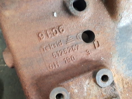 Fiat 70-90, 80-90, 60-90, 70-88, 60-88, 80-88 Transmission Housing 5125267 - Käigukast: pilt 3 Fiat 70-90, 80-90, 60-90, 70-88, 60-88, 80-88 Transmission Housing 5125267 - Käigukast: pilt 3
