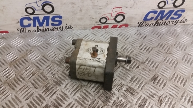 Fiat 980 Hydraulic Power Steering Pump 87569205, 5179722, 5129481, 44900839 - Roolipump - Traktor: pilt 2 Fiat 980 Hydraulic Power Steering Pump 87569205, 5179722, 5129481, 44900839 - Roolipump - Traktor: pilt 2