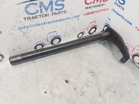 Fiat F Series F115, F120, F100, F130, F140 Clutch Control Lever Shaft 5156444 - Sidur ja varuosad - Traktor: pilt 1 Fiat F Series F115, F120, F100, F130, F140 Clutch Control Lever Shaft 5156444 - Sidur ja varuosad - Traktor: pilt 1