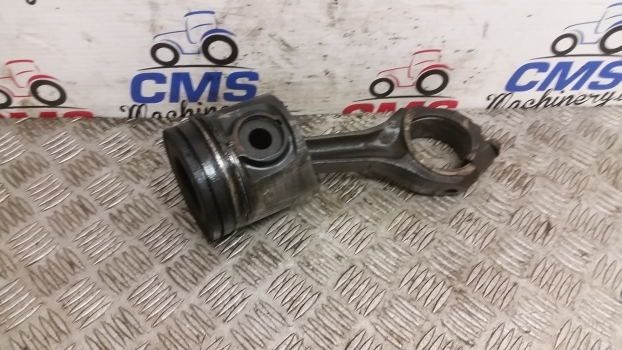 Fiat, Ford F, 90, 93, 94, L, 35, Tl F140 Piston And Con Rod 1930914, 98461753 - Kolvid/ Rõngad/ Puksid - Traktor: pilt 1 Fiat, Ford F, 90, 93, 94, L, 35, Tl F140 Piston And Con Rod 1930914, 98461753 - Kolvid/ Rõngad/ Puksid - Traktor: pilt 1