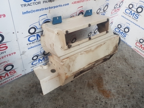 Ford 10,30 And Tw Series Heater Radiator Housing Panel E6nn9450243ab - Soojendus/ Ventilatsioon - Traktor: pilt 4 Ford 10,30 And Tw Series Heater Radiator Housing Panel E6nn9450243ab - Soojendus/ Ventilatsioon - Traktor: pilt 4