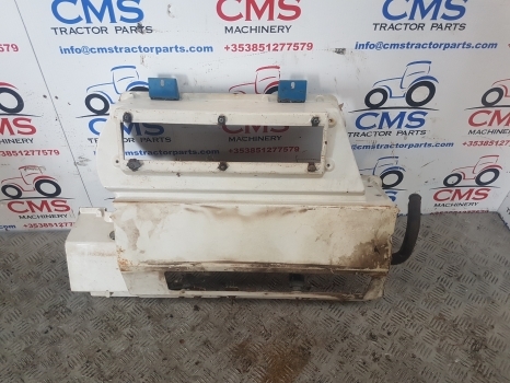Ford 10,30 And Tw Series Heater Radiator Housing Panel E6nn9450243ab - Soojendus/ Ventilatsioon - Traktor: pilt 2 Ford 10,30 And Tw Series Heater Radiator Housing Panel E6nn9450243ab - Soojendus/ Ventilatsioon - Traktor: pilt 2