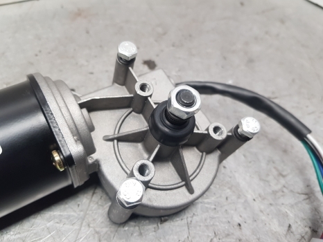 Ford 10, 30, Tw Series Super Q, Sq Cab Wiper Motor E5nn17504ab - Klaasipuhasti - Traktor: pilt 5 Ford 10, 30, Tw Series Super Q, Sq Cab Wiper Motor E5nn17504ab - Klaasipuhasti - Traktor: pilt 5