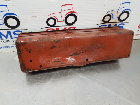 Ford 2000, 2600, 3000, 3600, 4000, 5000 Toolbox D3nn17005a11m, E3nn17005ab11m - Kabiin ja interjöör: pilt 3 Ford 2000, 2600, 3000, 3600, 4000, 5000 Toolbox D3nn17005a11m, E3nn17005ab11m - Kabiin ja interjöör: pilt 3