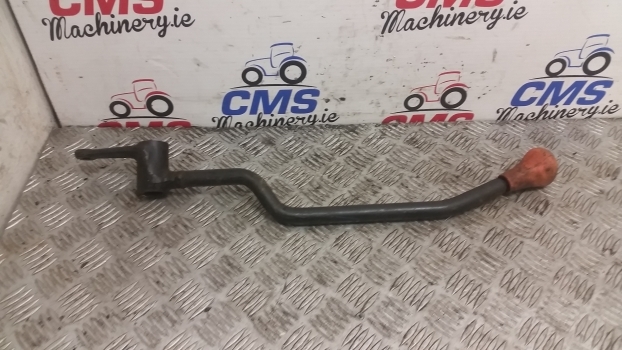 Ford 30 S 3430, 3930, 4630, 5030 Transmission Control Lever E9nn7202ab, 81874727 - Käigukang - Traktor: pilt 1 Ford 30 S 3430, 3930, 4630, 5030 Transmission Control Lever E9nn7202ab, 81874727 - Käigukang - Traktor: pilt 1