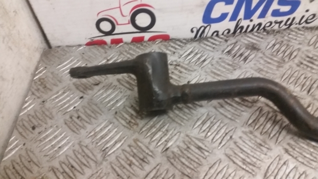 Ford 30 S 3430, 3930, 4630, 5030 Transmission Control Lever E9nn7202ab, 81874727 - Käigukang - Traktor: pilt 2 Ford 30 S 3430, 3930, 4630, 5030 Transmission Control Lever E9nn7202ab, 81874727 - Käigukang - Traktor: pilt 2