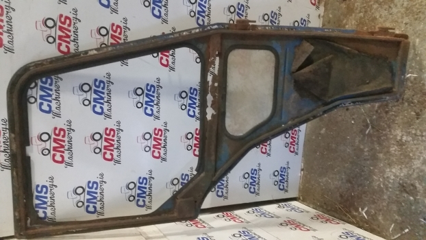 Ford 3120, 4000, 4600, 5600 Cab Door Left 81834250 - Uks ja varuosad - Traktor: pilt 5 Ford 3120, 4000, 4600, 5600 Cab Door Left 81834250 - Uks ja varuosad - Traktor: pilt 5