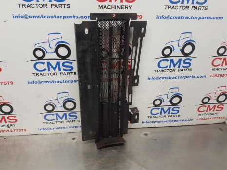 Ford 40 Series 5640, 7740, 7840, 8240, 8340 Side Grill Rhs F0nn8200af, 81873324 - Võre: pilt 3 Ford 40 Series 5640, 7740, 7840, 8240, 8340 Side Grill Rhs F0nn8200af, 81873324 - Võre: pilt 3