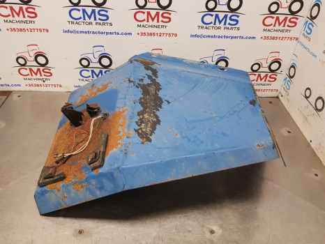 Ford 40 Series 7840, 8240, 8340 Cab Mudguard Fender Panel Rear Lhs 82003109 - Poritiib: pilt 1 Ford 40 Series 7840, 8240, 8340 Cab Mudguard Fender Panel Rear Lhs 82003109 - Poritiib: pilt 1