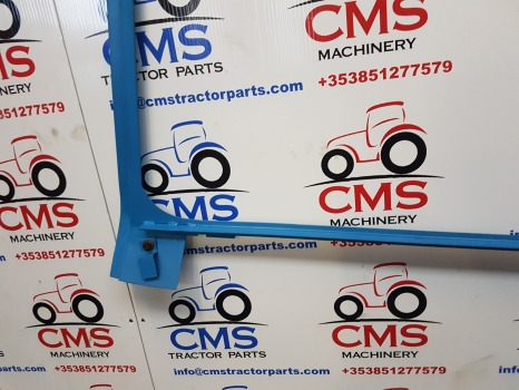 Aken ja varuosad Ford 4000, 5000, 6000, 4600, 5600, 6600 Cab Back Rear Window Frame 81829306: pilt 8