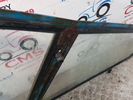 Ford 4110, 5610, 6410, 6610 Lp Cab Door Right 83931994, 83957672 - Uks ja varuosad - Traktor: pilt 5 Ford 4110, 5610, 6410, 6610 Lp Cab Door Right 83931994, 83957672 - Uks ja varuosad - Traktor: pilt 5