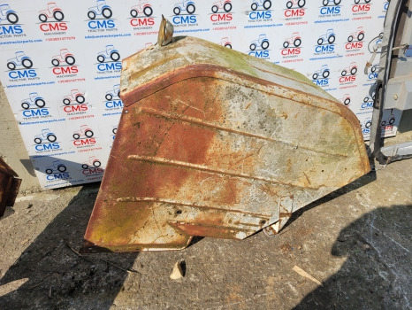 Ford 5000, 6000, 7000 Cab Rear Mudguard Fender Wide Type Rhs 82008463 - Poritiib: pilt 1 Ford 5000, 6000, 7000 Cab Rear Mudguard Fender Wide Type Rhs 82008463 - Poritiib: pilt 1