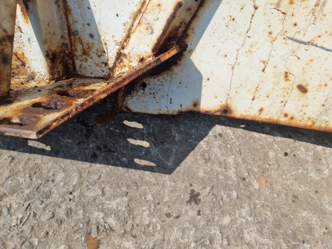 Ford 5000, 6000, 7000 Mudguard Pair As Pictures, 82008463, 82008463 - Poritiib: pilt 5 Ford 5000, 6000, 7000 Mudguard Pair As Pictures, 82008463, 82008463 - Poritiib: pilt 5