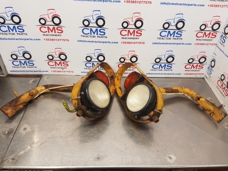 Ford 550, 555, 655 Working Lighs Assembly 83930993, E1nn13n083bc12z - Tuled/ Valgus - Ekskavaator-laadur: pilt 1 Ford 550, 555, 655 Working Lighs Assembly 83930993, E1nn13n083bc12z - Tuled/ Valgus - Ekskavaator-laadur: pilt 1