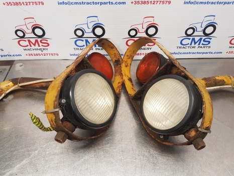 Ford 550, 555, 655 Working Lighs Assembly 83930993, E1nn13n083bc12z - Tuled/ Valgus - Ekskavaator-laadur: pilt 2 Ford 550, 555, 655 Working Lighs Assembly 83930993, E1nn13n083bc12z - Tuled/ Valgus - Ekskavaator-laadur: pilt 2